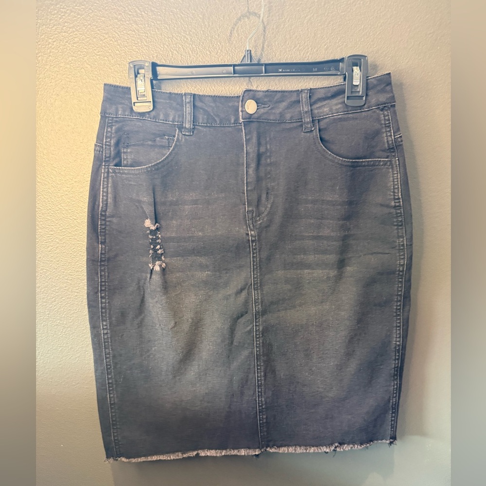 Allegra K Black Denim Pencil Skirt with Frayed Hem Accent